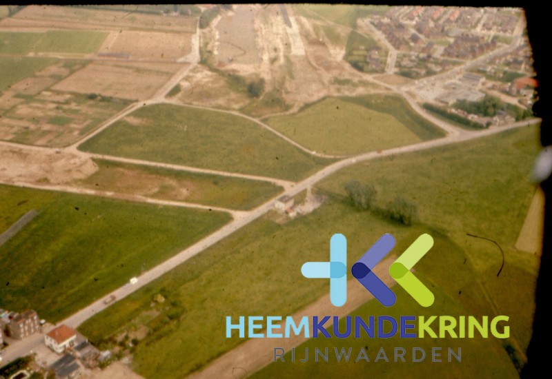 Luchtfoto Boterdijk en Erdwal tolkamer. Coll. G.B. Janssen